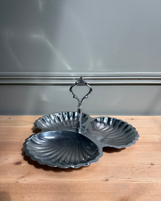 Serviteur coquillage en inox