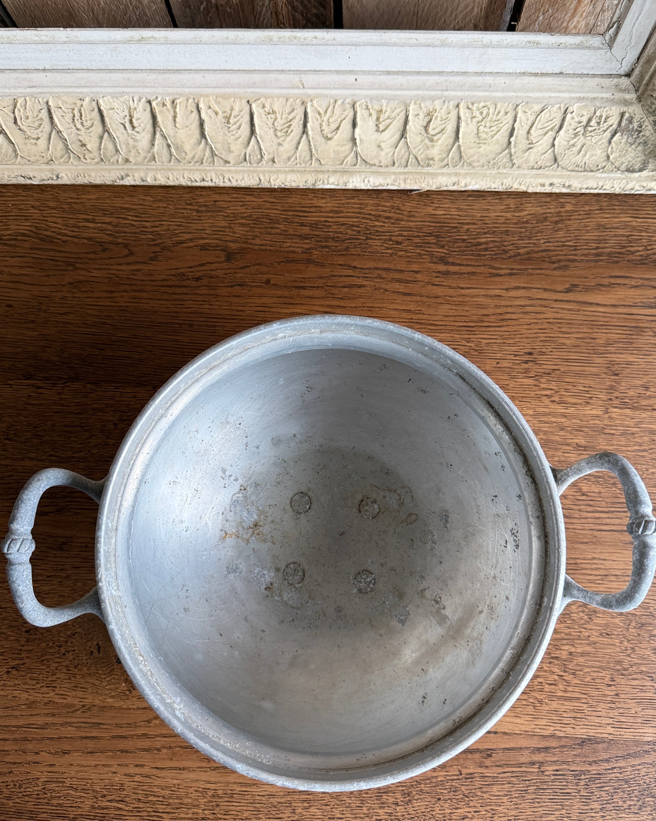 Soupière ancienne en fer