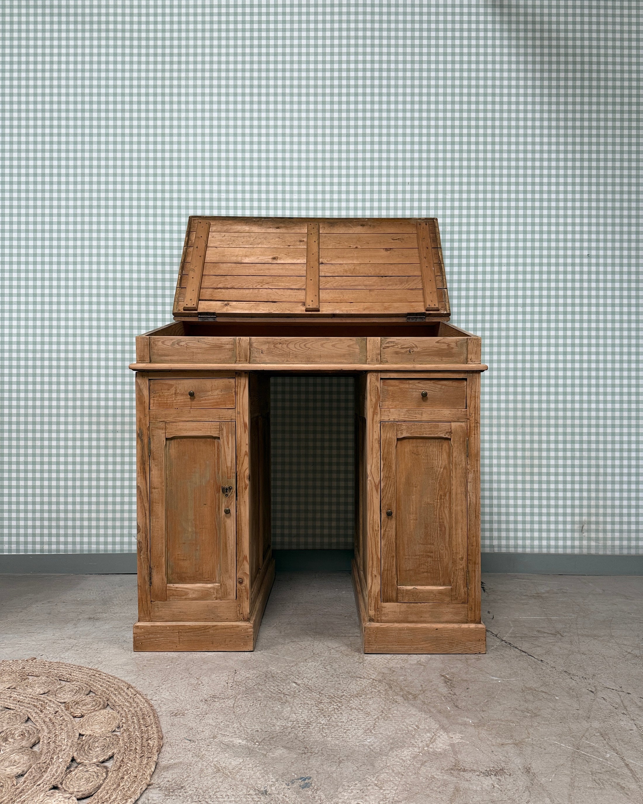 Grande table à dessin ancienne