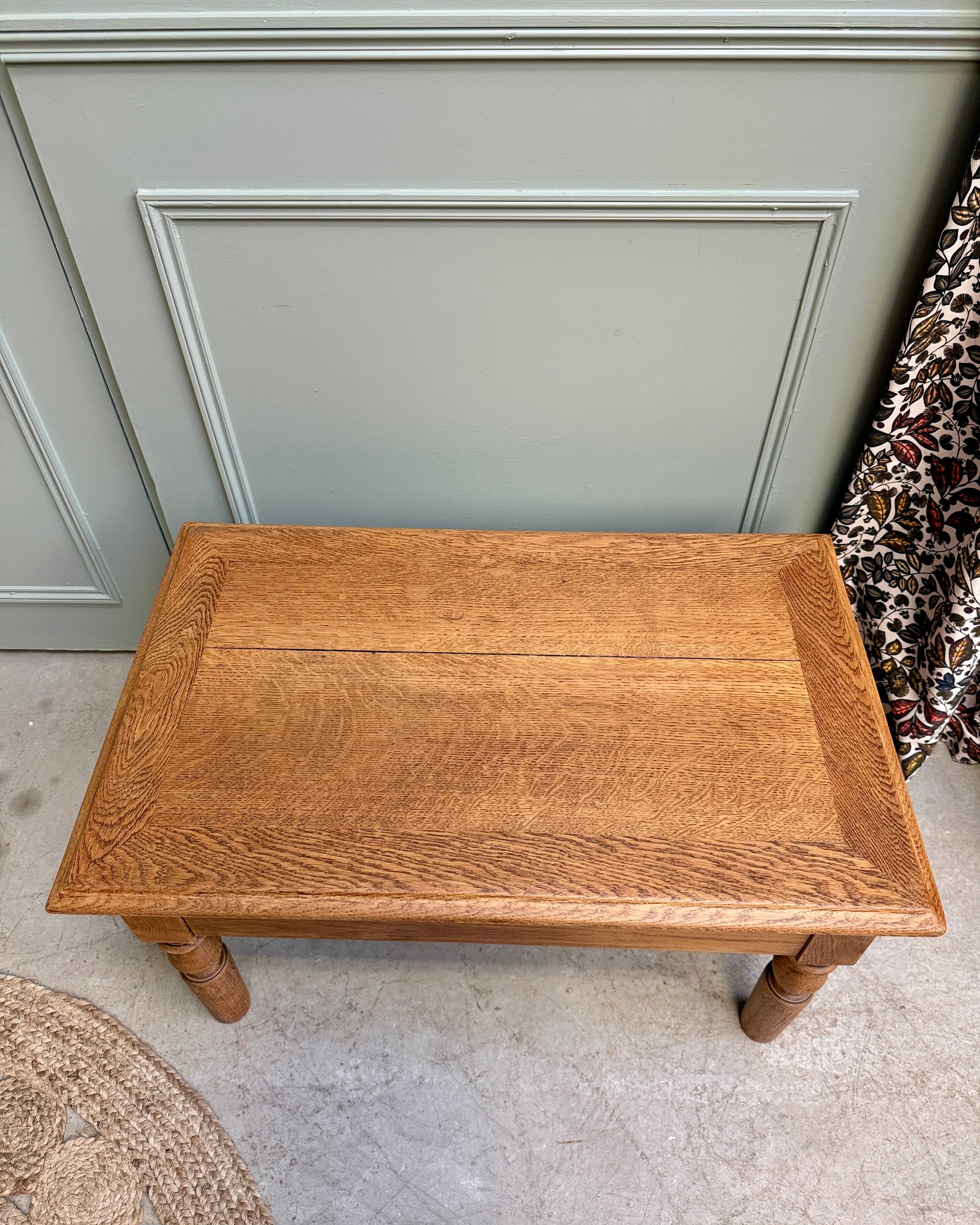 Petite table basse en chêne