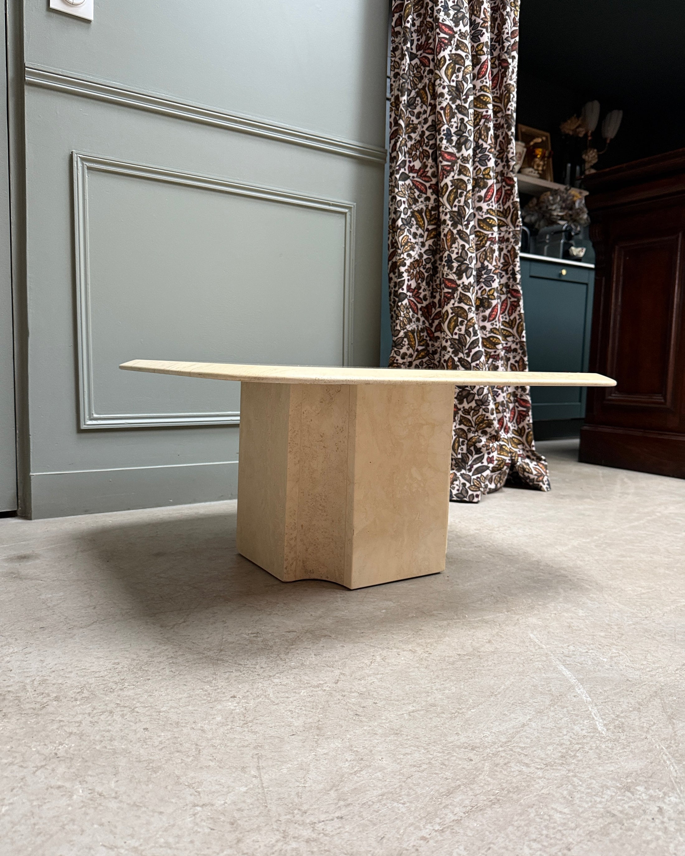 Table basse vintage en travertin des années 70