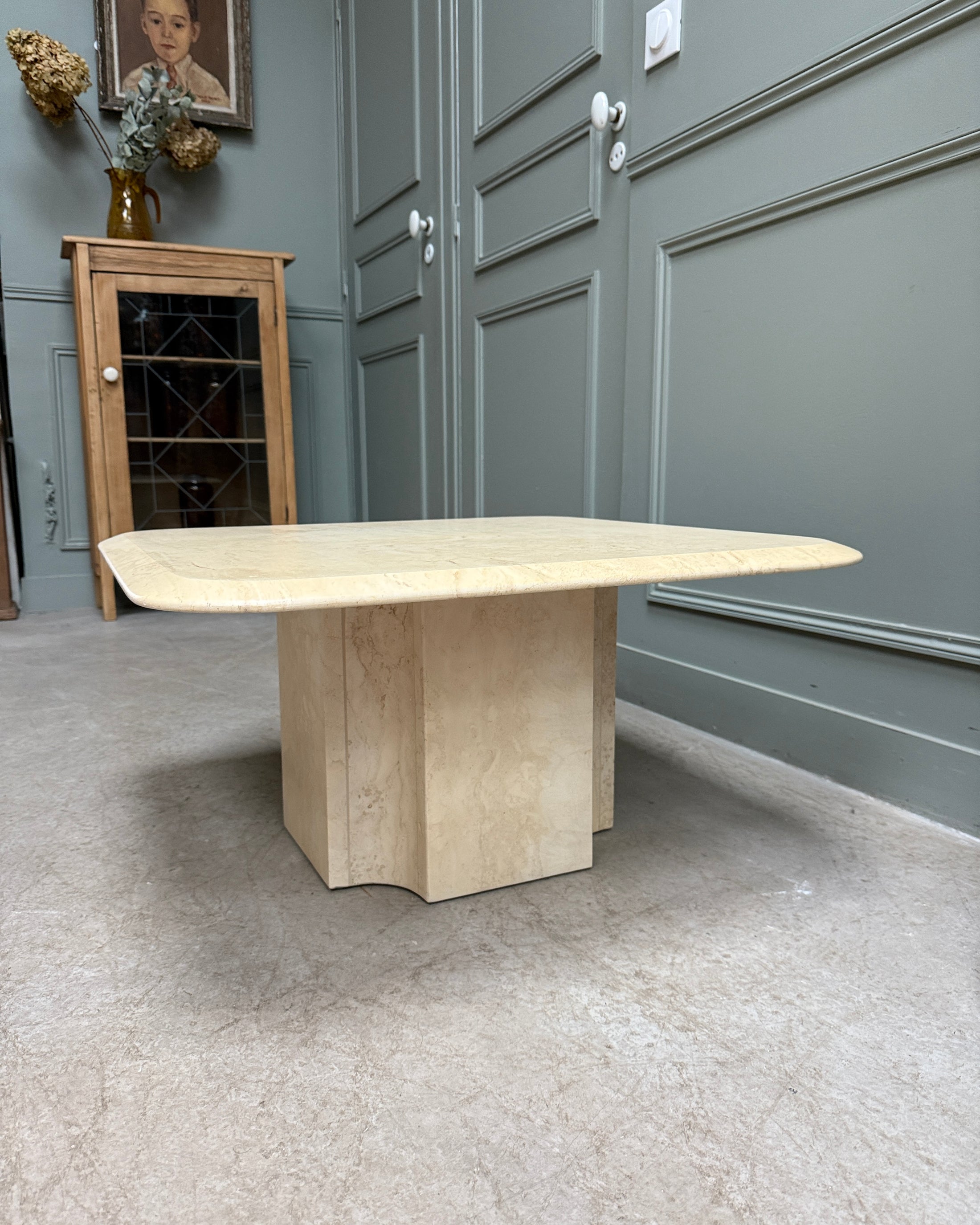 Table basse vintage en travertin des années 70