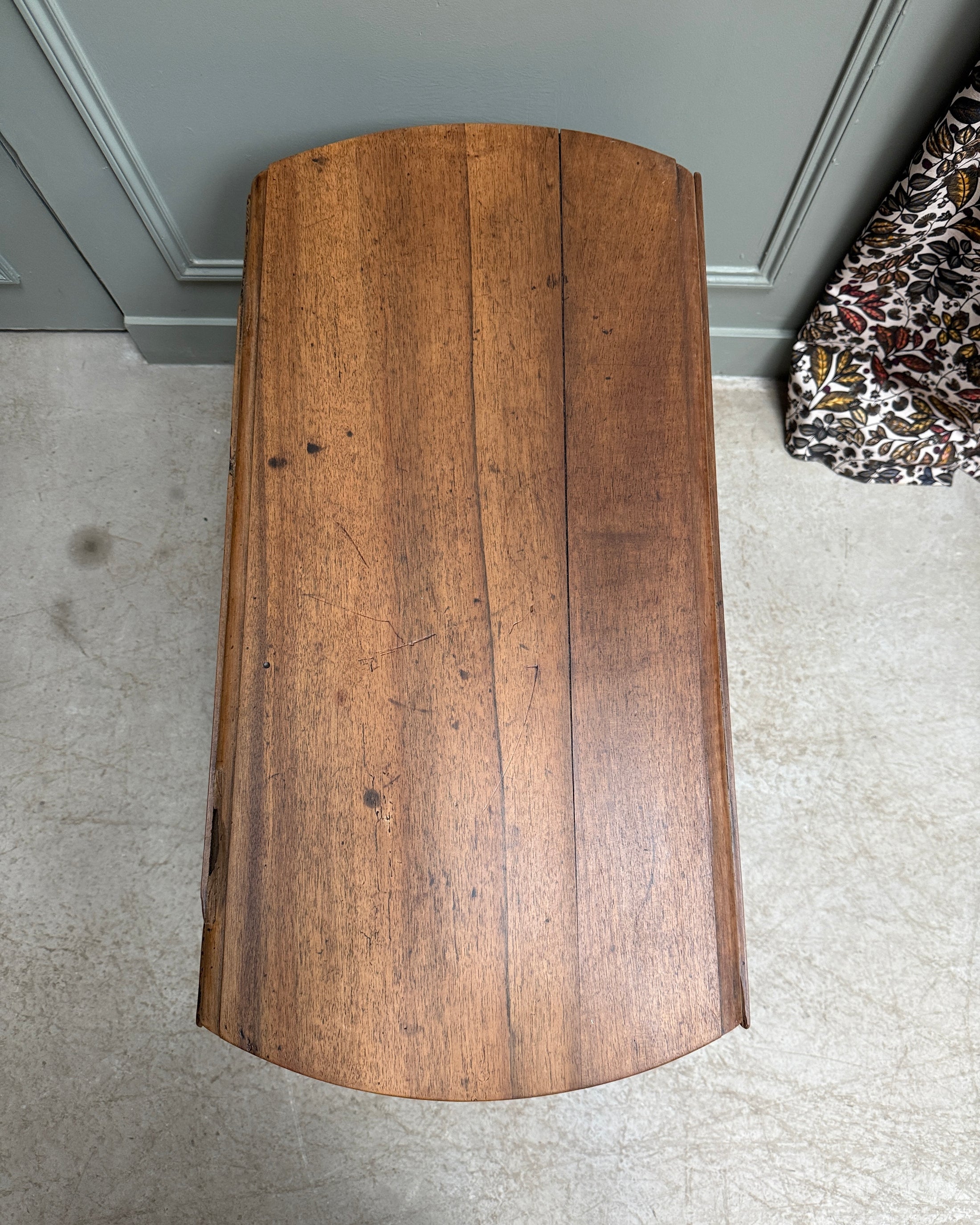 Table basse ronde à volets