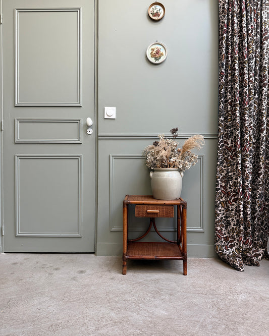 Table de chevet vintage en rotin