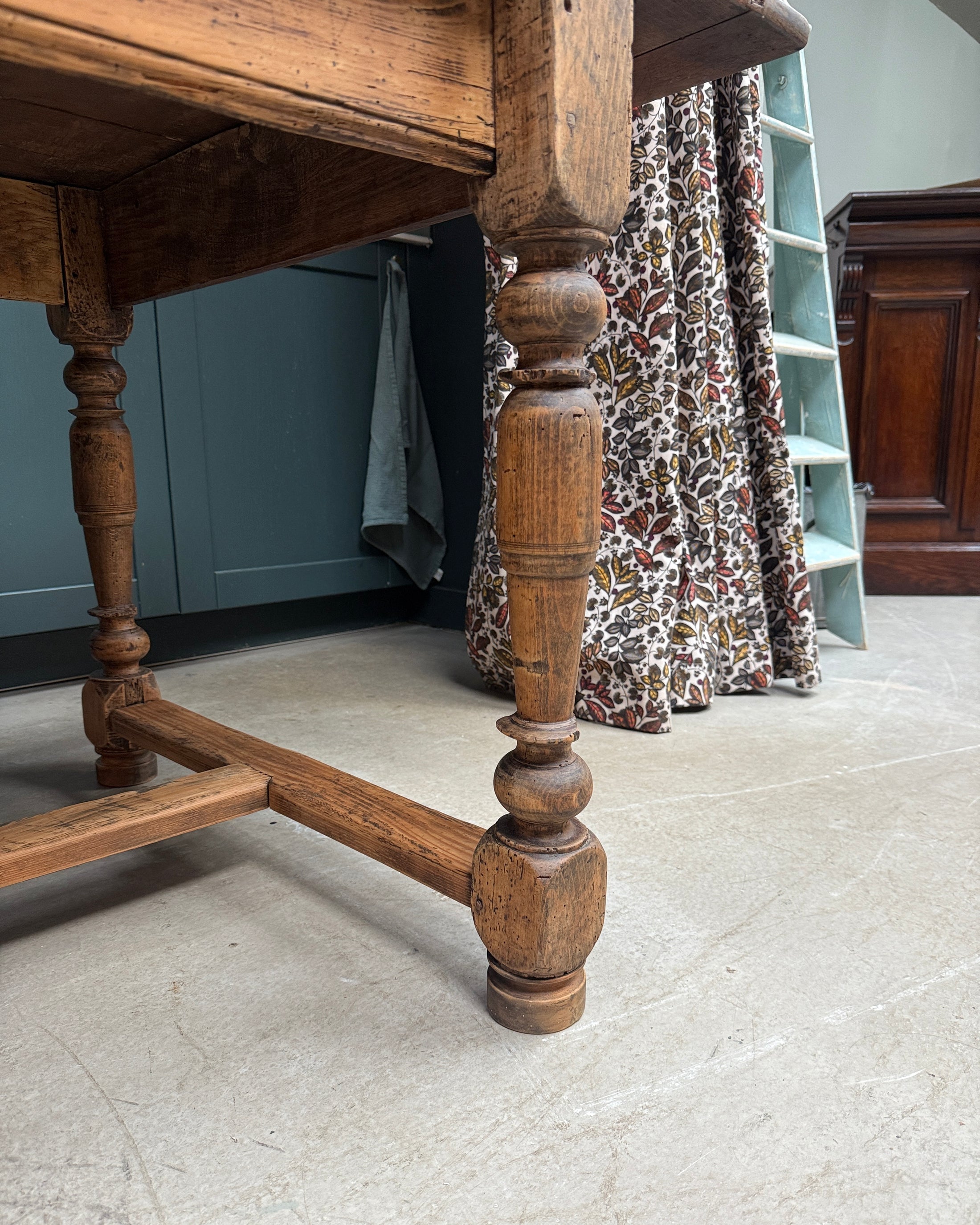 Table de ferme ancienne