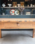 Charger l'image dans la visionneuse de la galerie, Table de ferme ancienne en chêne
