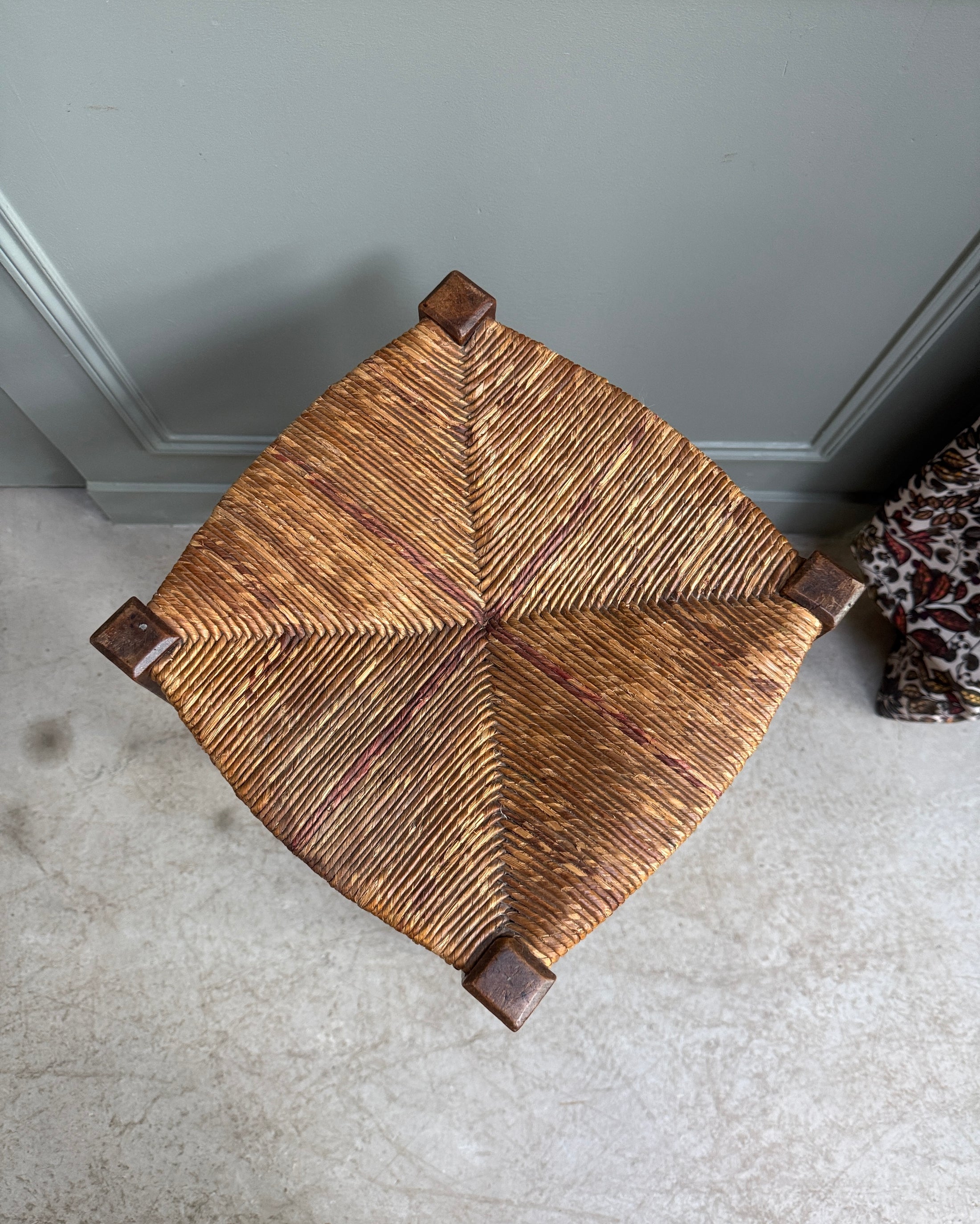 Tabouret paillé vintage