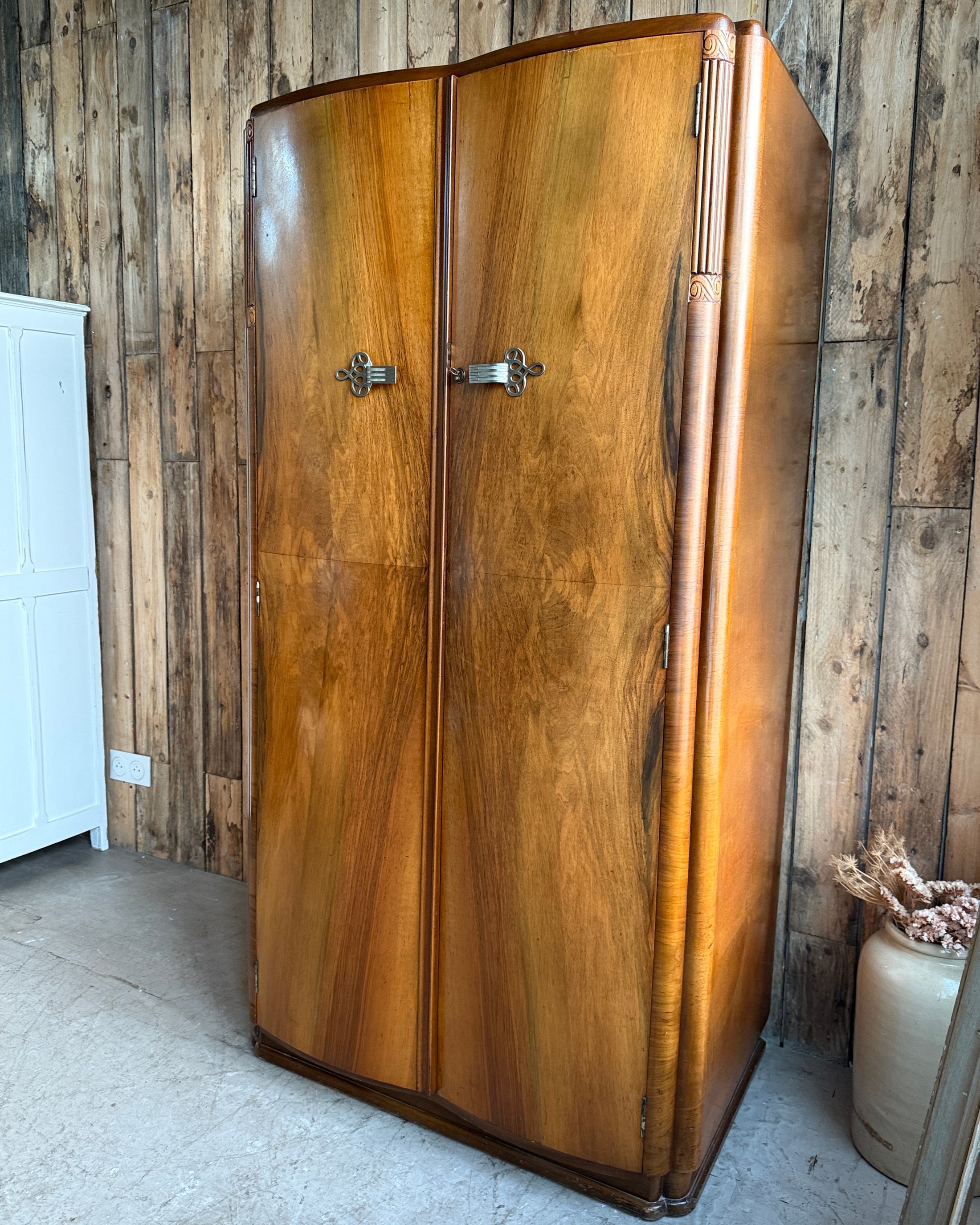 Vestiaire Art Déco anglais