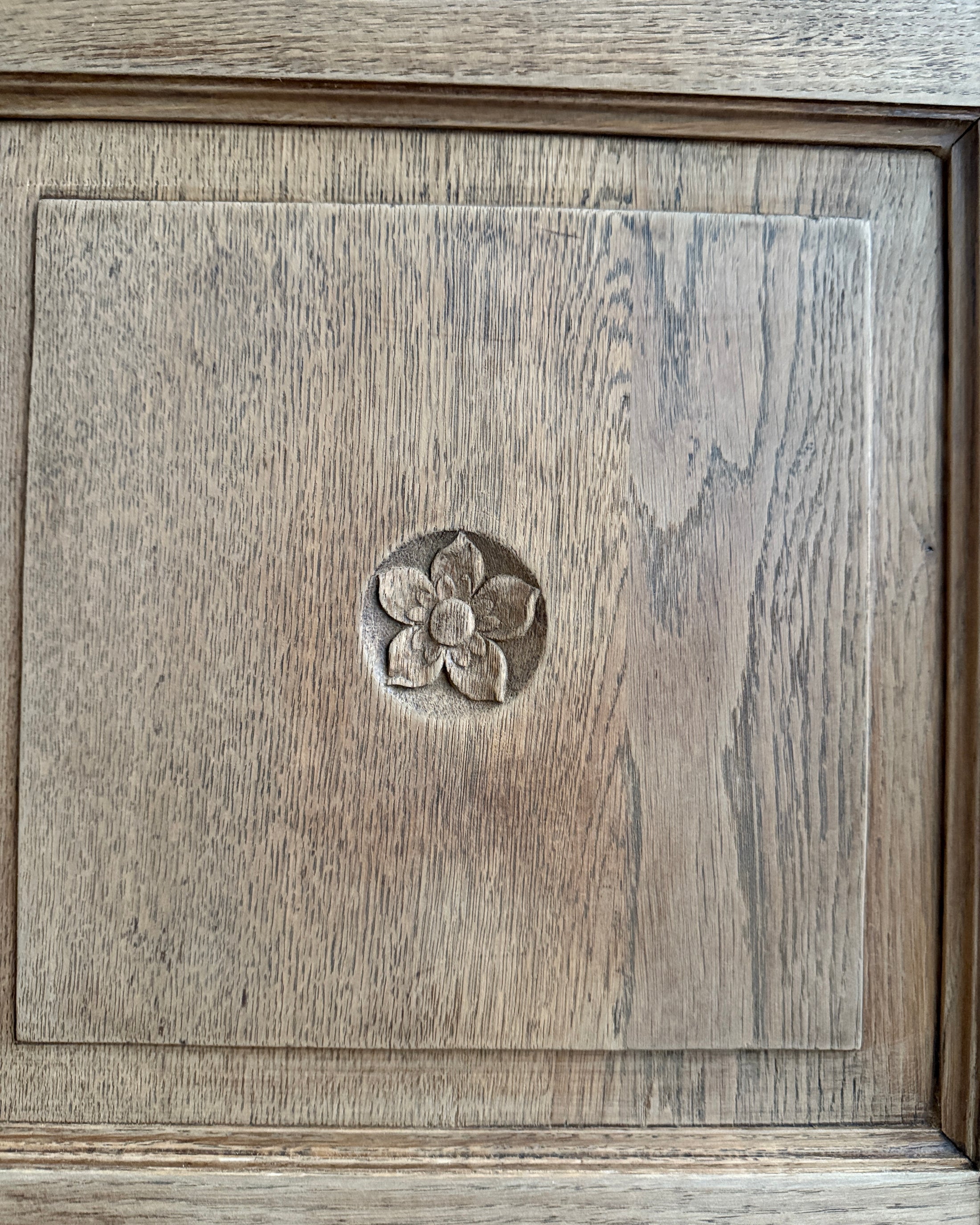 Vitrine Art Déco en chêne