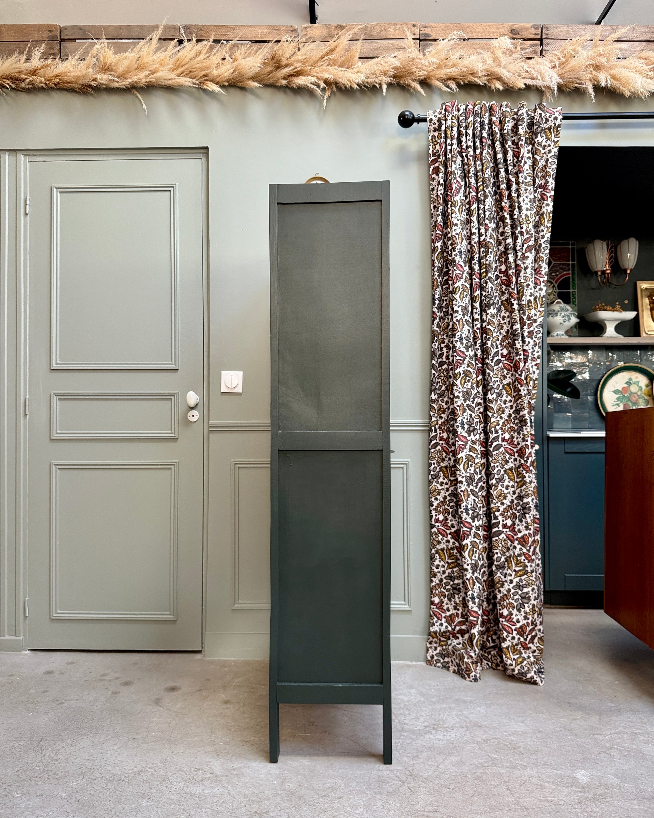 Vitrine Art Déco vert foncé