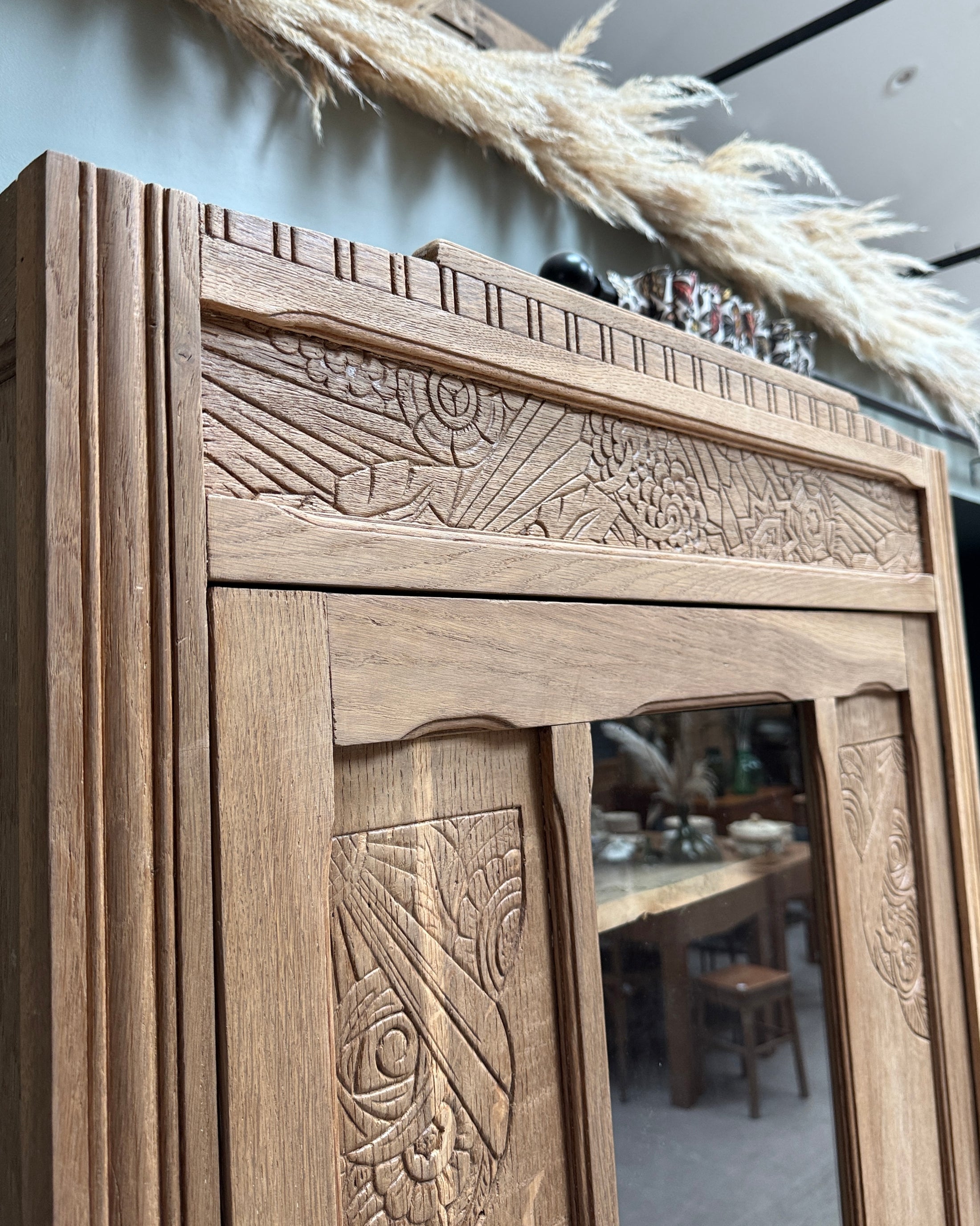 Vitrine Art Déco en chêne naturel
