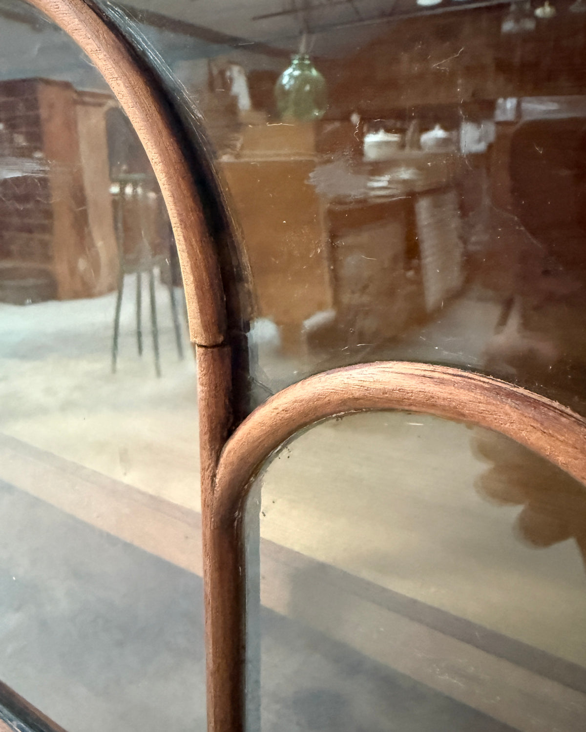 Vitrine anglaise ancienne