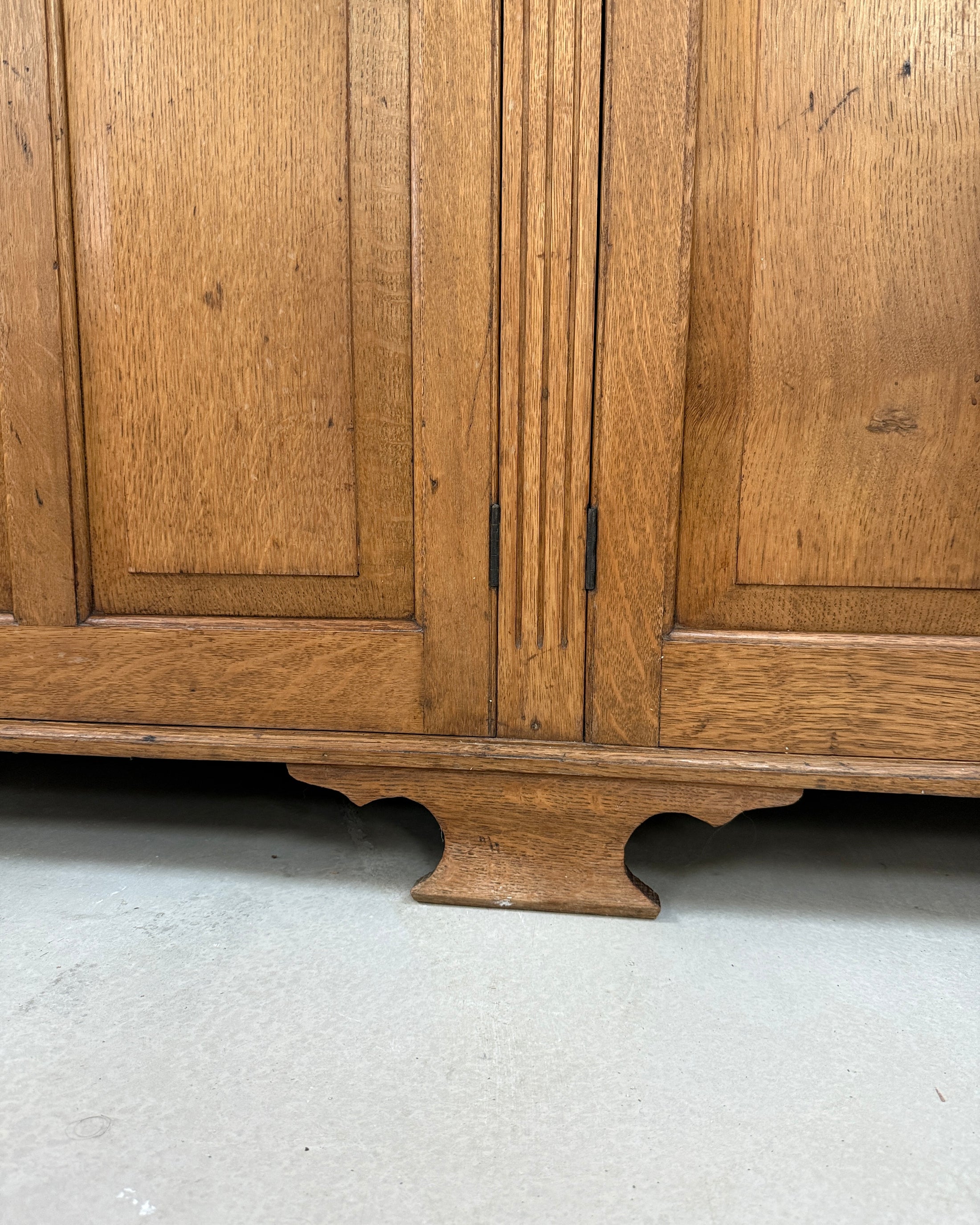 Grande vitrine de présentation deux corps