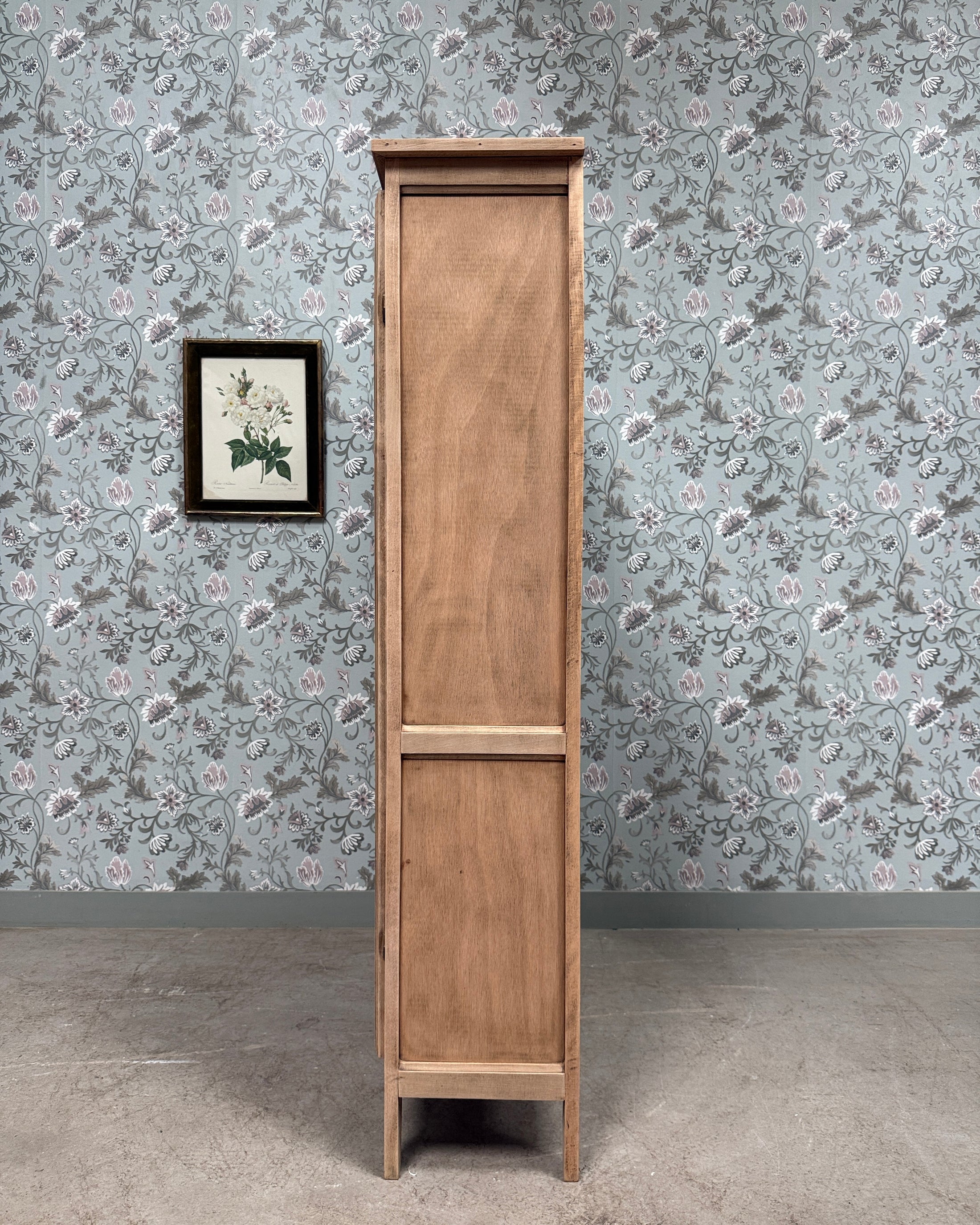 Vitrine parisienne à croisillons