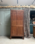 Charger l'image dans la visionneuse de la galerie, Armoire ancienne Louis-Philippe en pin massif

