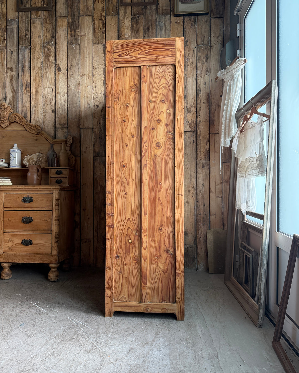 Armoire Art Nouveau tchèque