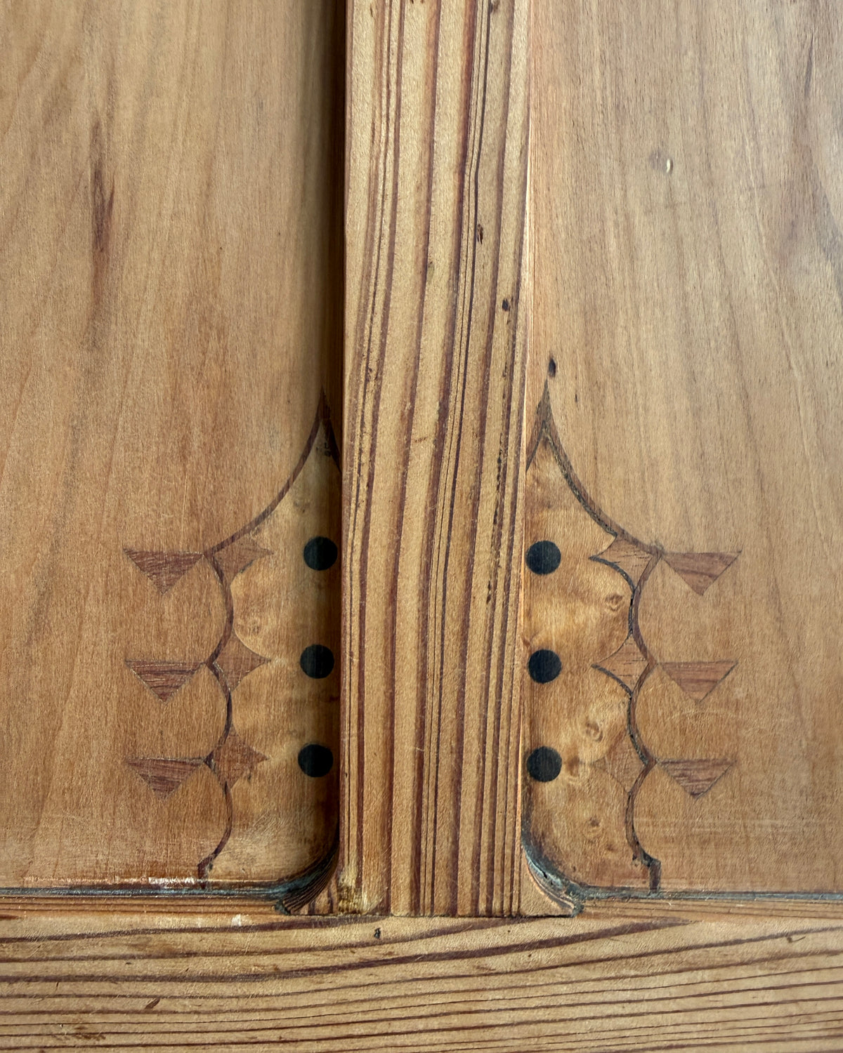 Armoire Art Nouveau tchèque