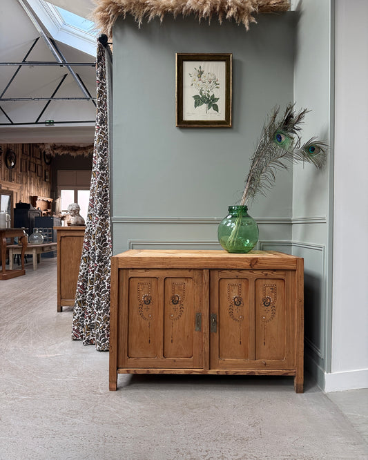 Buffet Art Nouveau tchèque