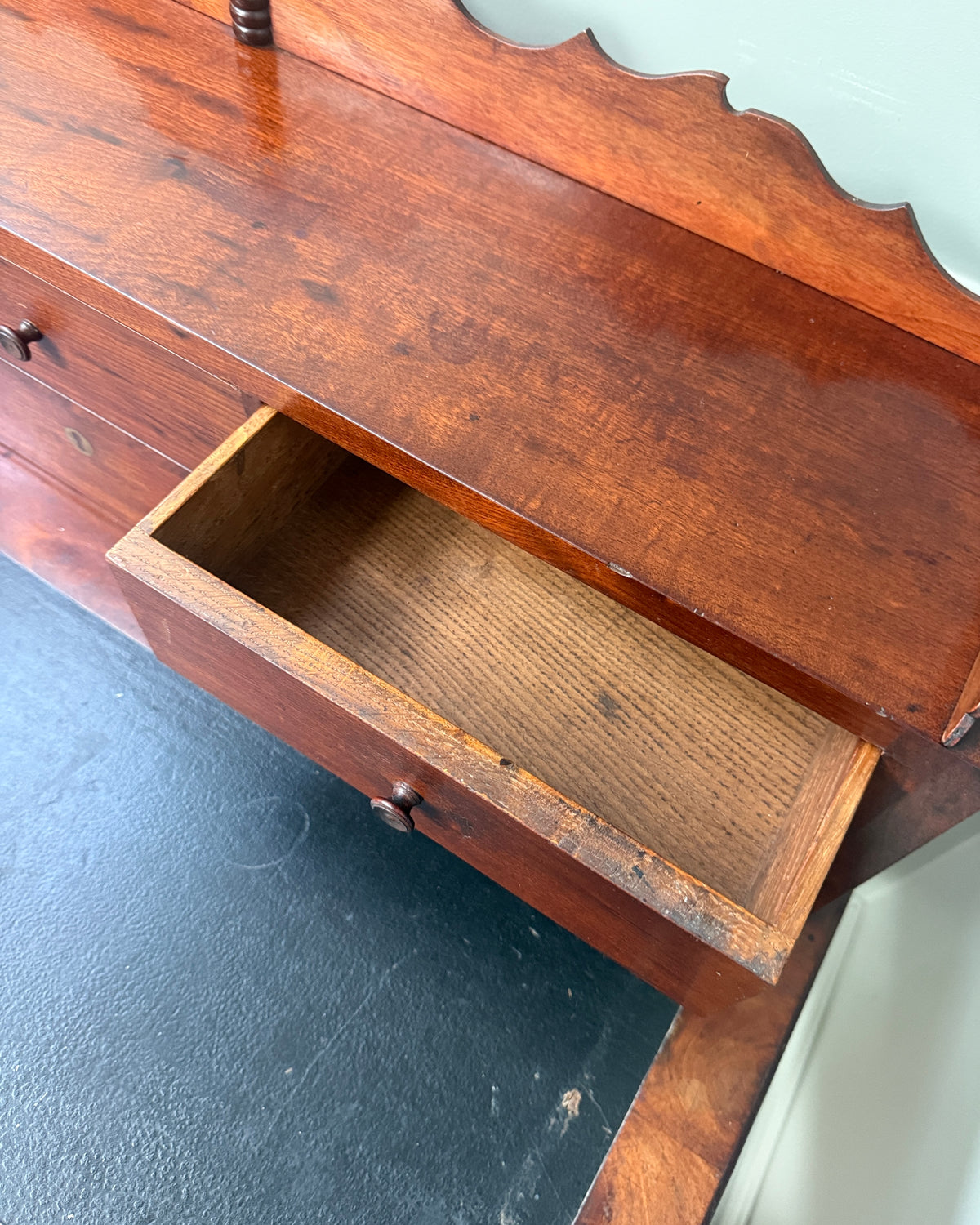 Bureau à gradin ancien en acajou