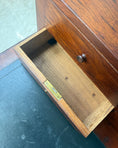 Charger l'image dans la visionneuse de la galerie, Bureau à gradin ancien en acajou
