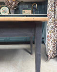 Charger l'image dans la visionneuse de la galerie, Table de ferme avec piètement patiné noir
